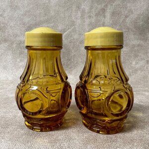 Wheaton Bullseye Amber Glass Salt and Pepper Shakers,